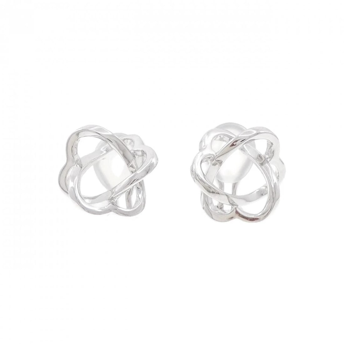 MIKIMOTO K18WG EARRINGS: MIKIMOTO K18WG Earrings Brand: MIKIMOTO Type: Earrings Material: K18 White Gold Color: White Gold Size: ActualSize HxW: 14.1mmx14.8mm Accessories: None Accessories Notice: When purchasing