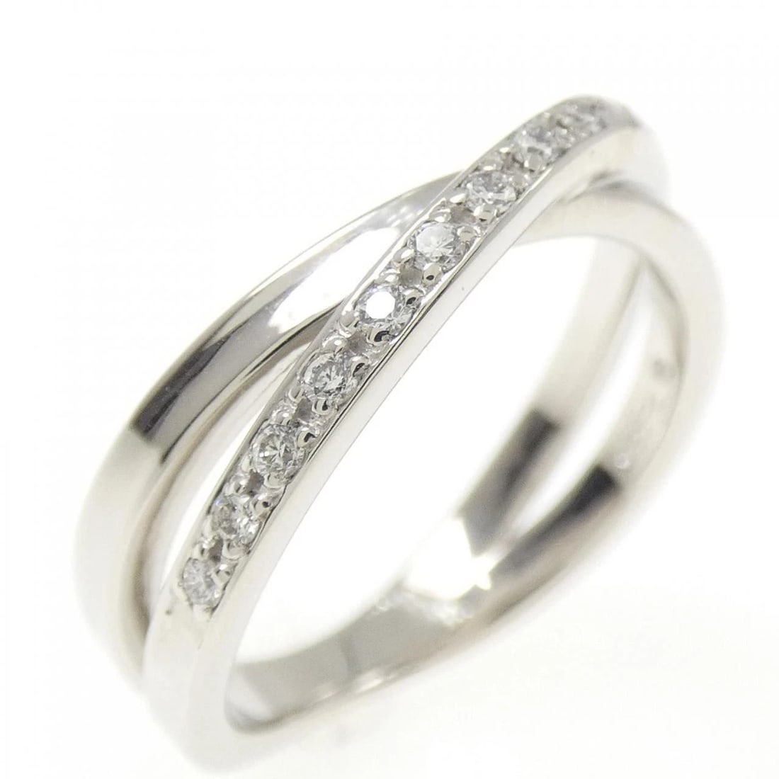 MIKIMOTO DIAMOND RING: MIKIMOTO Diamond Ring Brand: MIKIMOTO Type: Ring Material: Platinum 950 Main Stone Natural Color: Platinum Size: 6.5-7 (US size) Accessories: None Accessories Notice: When purchasing