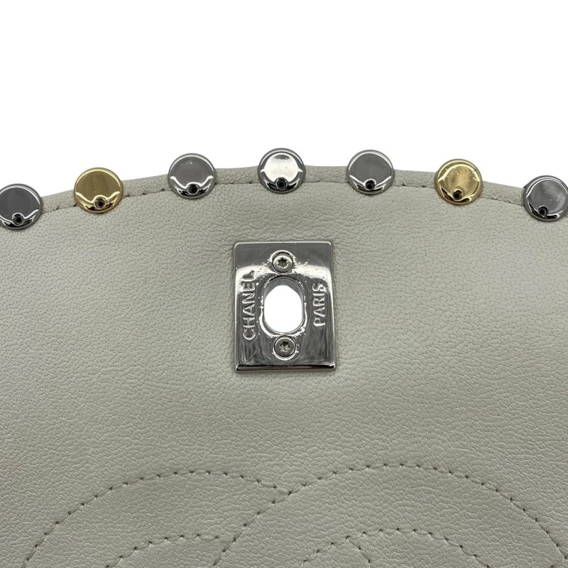 CHANEL CHAINSHOULDER BAG - 8