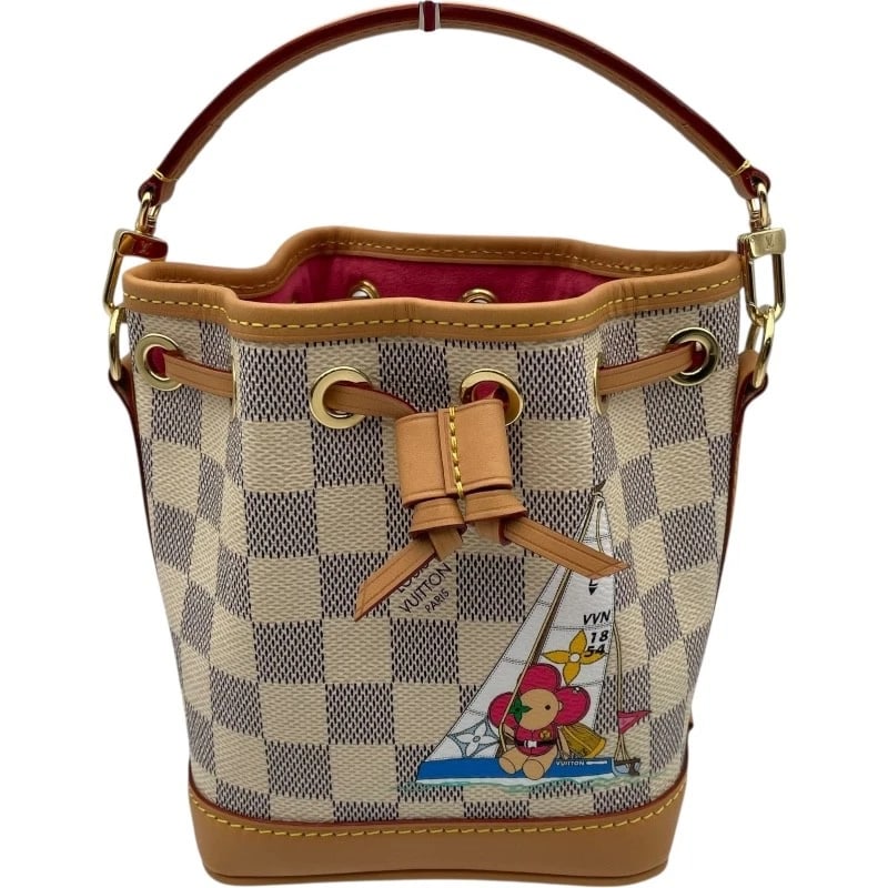 LOUIS VUITTON NANONOE SHOULDER BAG: LOUIS VUITTON Nanonoe Shoulder Bag Brand: LOUIS VUITTON Type: Shoulder Bag Material: Damier Color: white Size: W5.1 x H6.3x D3.9inch Shoulder:37.4inch Accessories: None Accessories Notice: