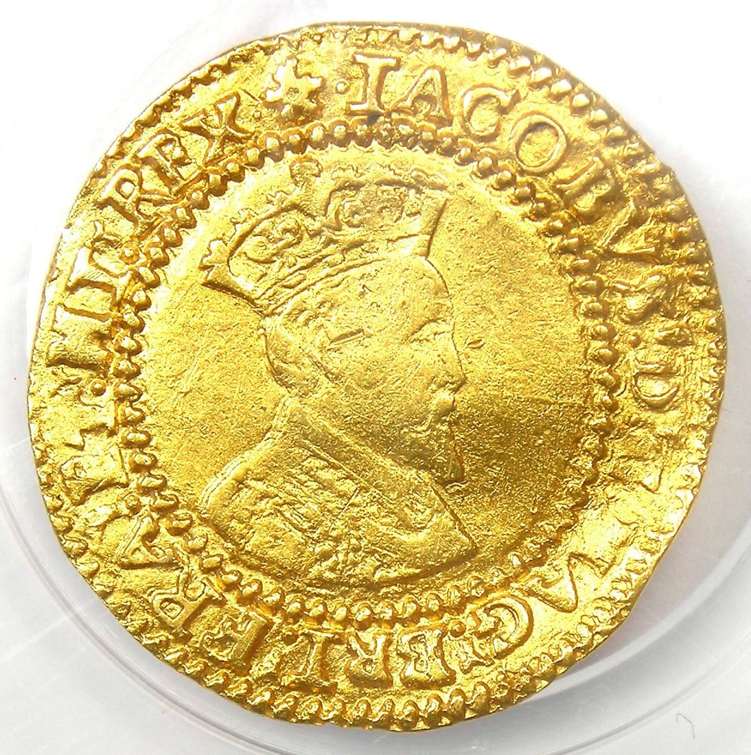 1613-1615 BRITAIN ENGLAND GOLD JAMES I CROWN COIN: 1613-1615 Britain England Gold James I Crown Coin Composition: Gold Year: 1613 Denomination: Crown Fineness: None Country of Origin: None Accessories: None Accessories Notice: When purchas