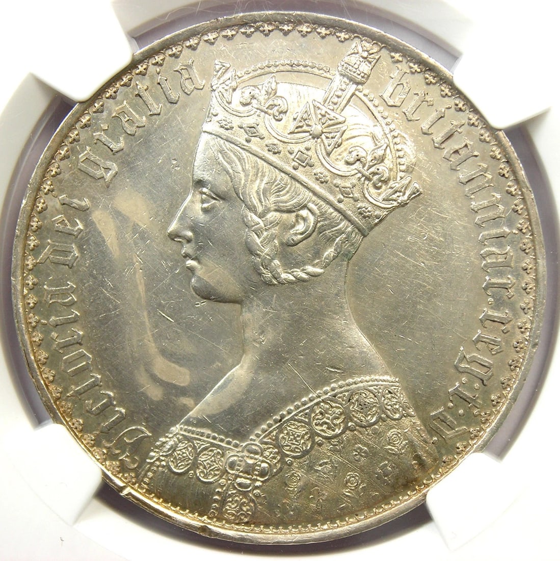 1847 PROOF BRITAIN ENGLAND UK VICTORIA GOTHIC CROWN COIN (1 of 2)