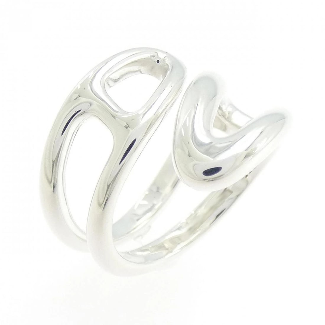 HERMES CHAINE D'ANCRE PUNK RING: HERMES Chaine d'Ancre Punk Ring Brand: HERMES Type: Ring Material: 925 Silver Color: Silver Size: 5.5 (US size) Accessories: None Accessories Notice: When purchasing pre-owned goods, pleas