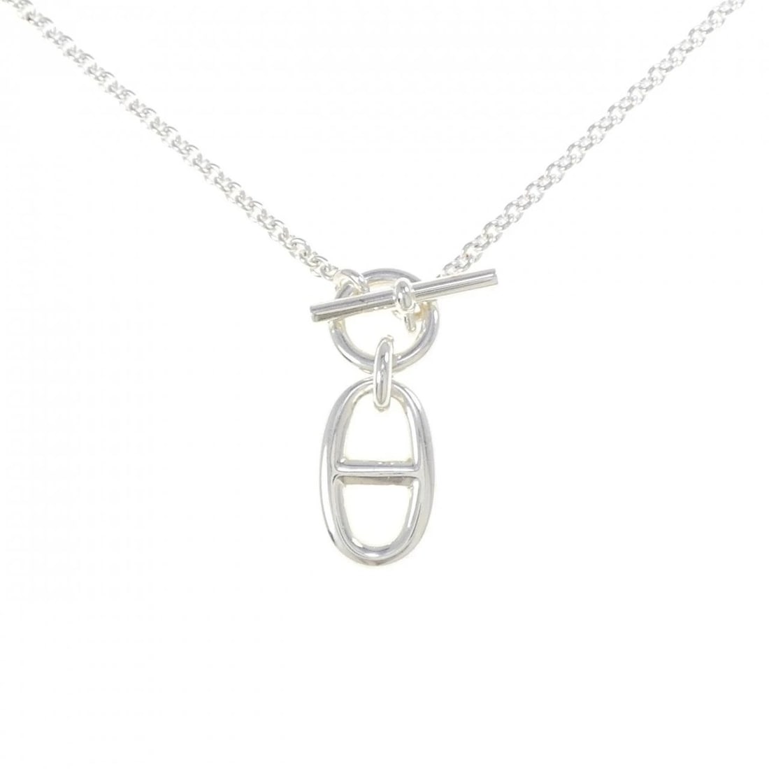 HERMES CHAINE D'ANCRE NECKLACE: HERMES Chaine d'Ancre Necklace Brand: HERMES Type: Necklace Material: 925 Silver Color: Silver Size: 41cmActualSize Pendant top H x W: 30.5mmx16.8mm Chain Max. W: 1.8mm Accessories: None
