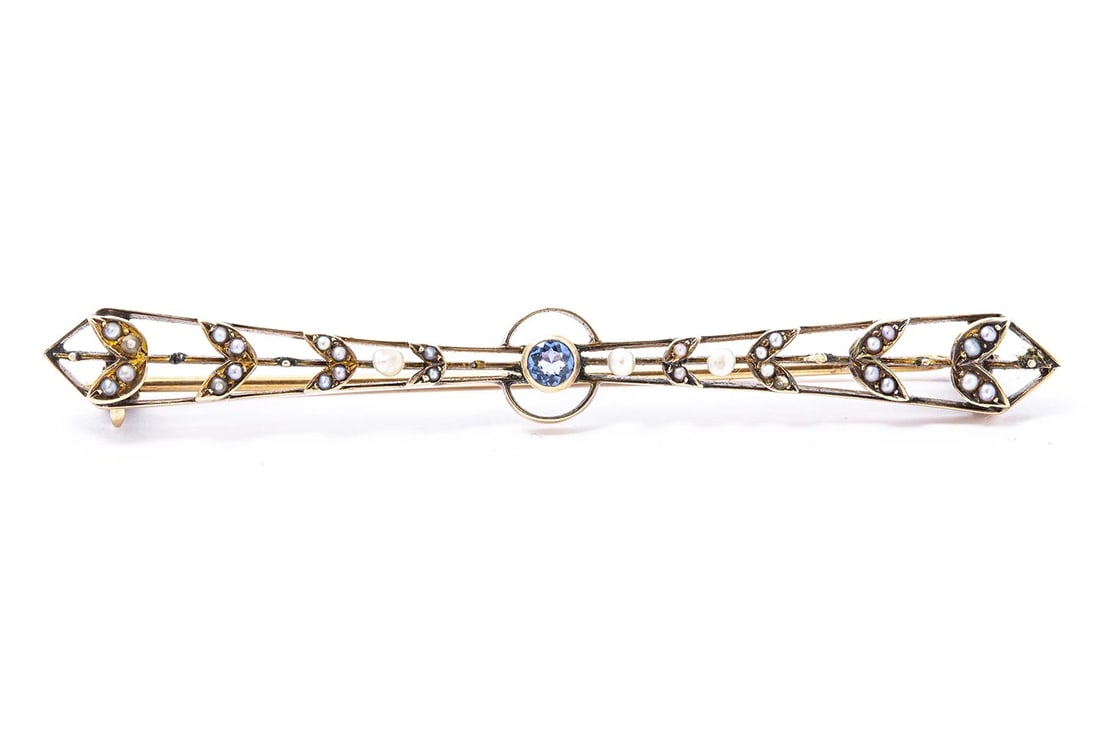 EDWARDIAN NATURAL PEARL LINE ACCENT & SAPPHIRE PIN 14K 585 YELLOW GOLD BROOCH: Edwardian Natural Pearl Line Accent & Sapphire Pin 14K 585 Yellow Gold Brooch Brand: Unbranded Type: Brooch Material: Main Stone Color White Color: Yellow Gold 14k Size: Length - 2.8" Width - 8.3m