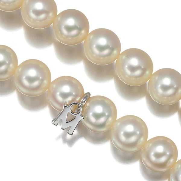 MIKIMOTO NECKLACE AKOYA PEARL 14K 585 WHITE GOLD: Mikimoto Necklace Akoya Pearl 14K 585 White Gold Brand: MIKIMOTO Type: Necklace Material: 14K / 585 / White Gold Color: White Gold Size: Necklace length: 45cm Accessories: None Accessories