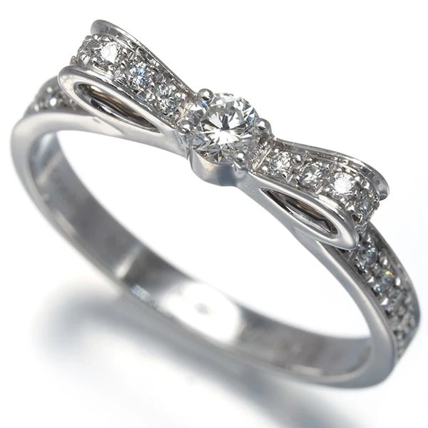 CHANEL RING DIAMOND RUBAN DE CHANEL HALF ETERNITY RIBBON SMAL: CHANEL Ring Diamond Ruban de Chanel Half Eternity Ribbon Smal Brand: CHANEL Type: Ring Material: 18K / 750 / White Gold Main Stone/Creation Natural Color: White Gold Size: US 5.5 - 5.75 