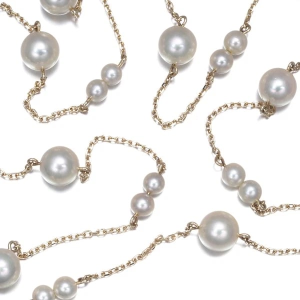 MIKIMOTO NECKLACE AKOYA PEARL STATION LONG: Mikimoto Necklace Akoya Pearl Station Long Brand: MIKIMOTO Type: Necklace Material: 14K / 585 / Yellow Gold Color: Yellow Gold Size: Necklace length: 68cm Accessories: None Accessories Not