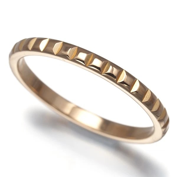 BOUCHERON RING QUATRE CLOU DE PARIS SMAL: Boucheron Ring Quatre Clou de Paris Smal Brand: BOUCHERON Type: Ring Material: 18K / 750 / Rose Gold Color: Rose Gold Size: US 7.25 - 7.5 Accessories: None Accessories Notice: When purchas