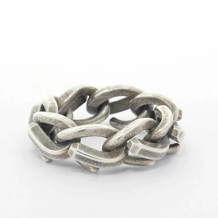 TIFFANY & CO. STERLING SILVER RING T&CO. AG925: Tiffany & Co. Sterling Silver Ring T&Co. Ag925 Brand: Tiffany & Co. Type: Ring Material: Sterling Silver Color: Silver Size: 5.25 US Accessories: None Accessories Notice: When purchasing p