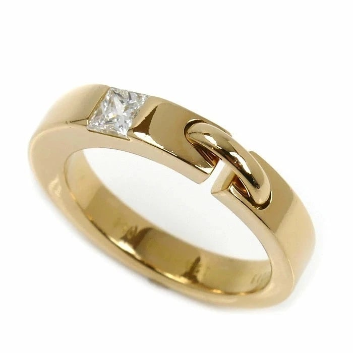 CHAUMET LIENS DE CHAUMET EVIDENCE 18K YELLOW GOLD RING: Chaumet Liens de Chaumet Evidence 18K Yellow Gold Ring Brand: Chaumet Type: Ring Material: 18K Yellow Gold Main Stone/Creation Natural Color: Gold Size: 5.75 US Accessories: None Accessori