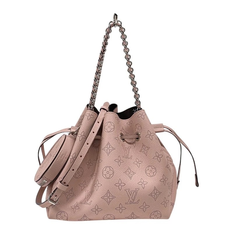 LOUIS VUITTON BELLA SHOULDER BAG: LOUIS VUITTON Bella Shoulder Bag Brand: LOUIS VUITTON Type: Shoulder Bag Material: Mahina Color: Magnolia SilverHardware Size: W8.7 x H7.5x D5.5inch Shoulder:41.3inch Accessories: None