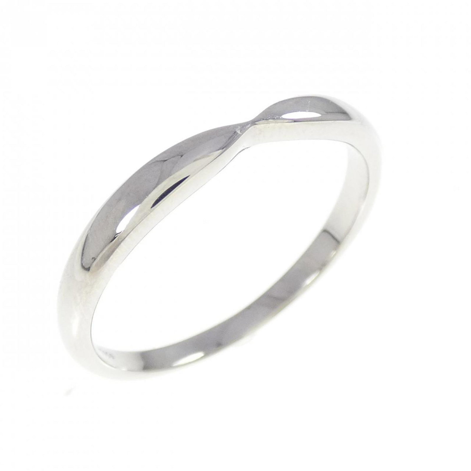 TIFFANY HARMONY RING: TIFFANY Harmony Ring Brand: Tiffany Type: Band ring Material: Platinum 950 Color: Platinum Size: 10 US Accessories: None Accessories Notice: When purchasing pre-owned goods, please refer t