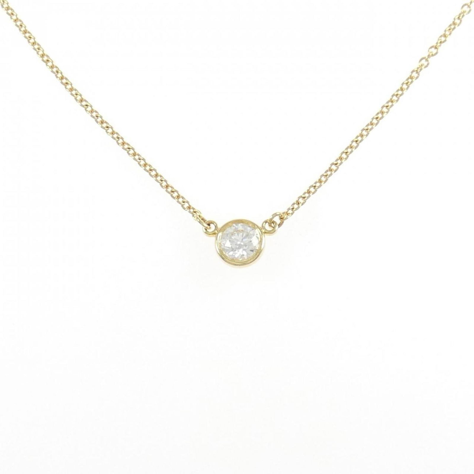 TIFFANY NECKLACE: TIFFANY Necklace Brand: Tiffany Type: Necklace Material: Yellow gold (18K) Color: Yellow gold Size: Neck Circumference 40 cm / 15.74'' Pendant Size 4.8mm x 4.8mm / 0.18'' x 0.18'' 
