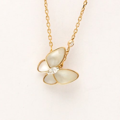 VAN CLEEF & ARPELS DE PAPILLON PENDANT: Van Cleef & Arpels De Papillon Pendant Brand: Van Cleef & Arpels Type: Pendant necklace Material: Pink gold (18K) Color: Pink gold Size: Neck Circumference 37.5 cm - 42 cm / 14.76'' - 16.53'' Pend