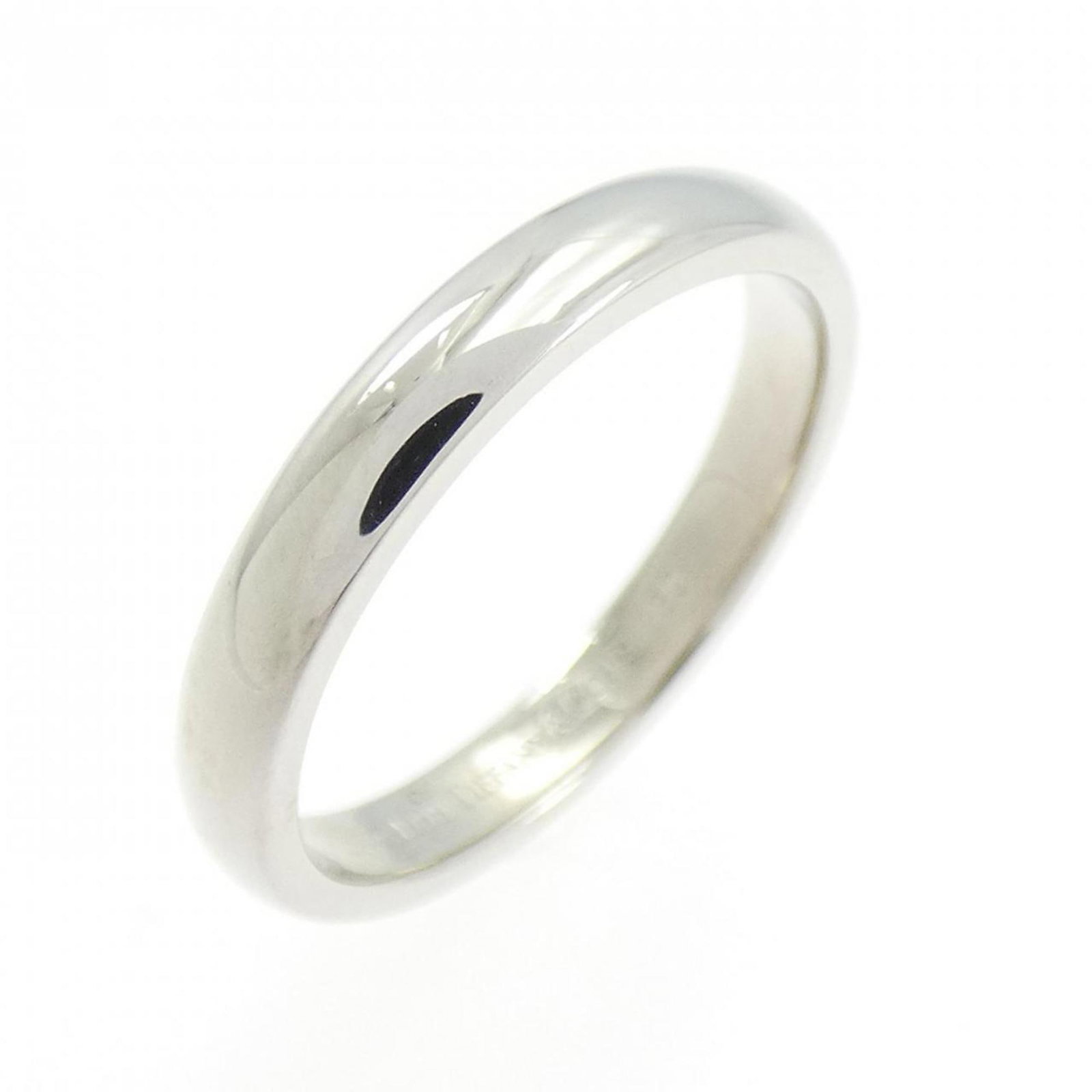 TIFFANY FOREVER WEDDING BAND RING: TIFFANY Forever Wedding Band Ring Brand: Tiffany Type: Band ring Material: Platinum 950 Color: Platinum Size: 5 US Accessories: None Accessories Notice: When purchasing pre-owned goods,