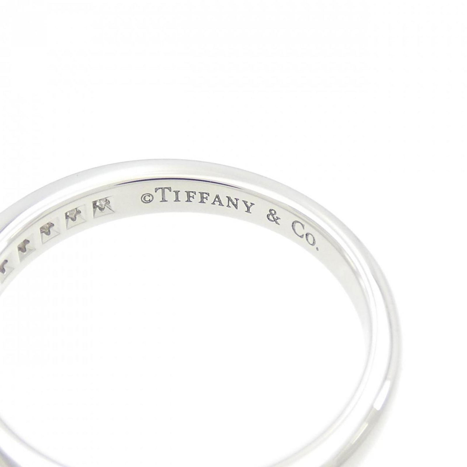 TIFFANY HALF CIRCLE CHANNEL SETTING RING - 4