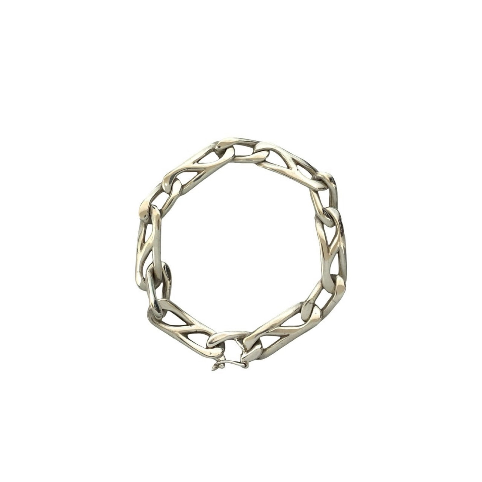 TIFFANY CLIP SHAPE LINK CHAIN SILVER 925 BRACELET: Tiffany Clip Shape Link Chain Silver 925 Bracelet Brand: Tiffany Type: Charm bracelet Material: Silver 925 Color: Silver Size: Length 19.8cm / 7.79'' Accessories: None Accessories Notice: