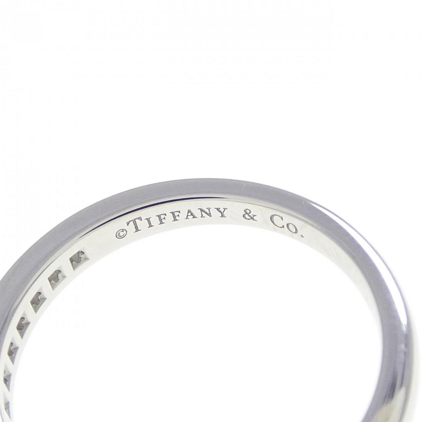 TIFFANY HALF CIRCLE CHANNEL SETTING RING - 4