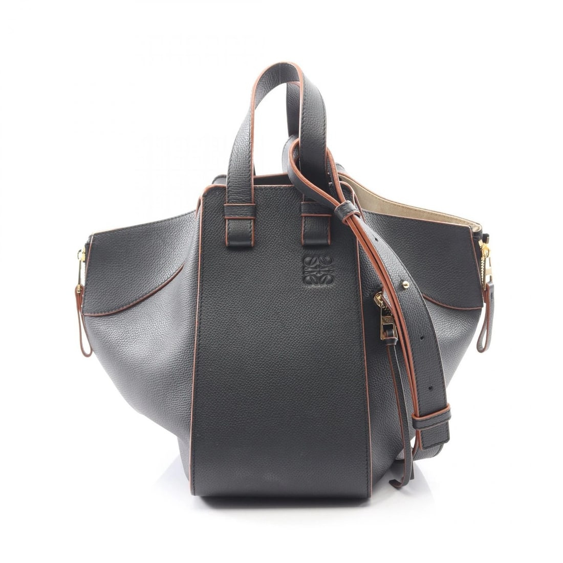 LOEWE HAMMOCK SMALL SHOULDER HANDBAG: LOEWE Hammock small Shoulder Handbag Brand: LOEWE Type: Handbag Material: leather Color: Black Size: (H:9.4" x W:5.5" x D:10.6") Handle?28cm(11.0") Accessories: None Accessories Notice: When