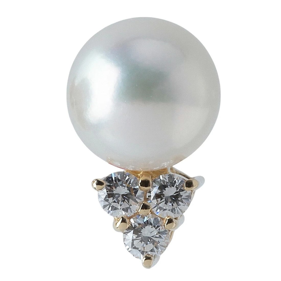 MIKIMOTO AKOYA PEARL DIAMOND EARRINGS K18 YELLOW GOLD: MIKIMOTO Akoya Pearl Diamond Earrings K18 Yellow Gold Brand: Mikimoto Type: Earrings Material: 18K Yellow Gold Main Stone/Creation Akoya Pearl Color: Yellow Gold Size: Earring Size: Approx. 0.54 i