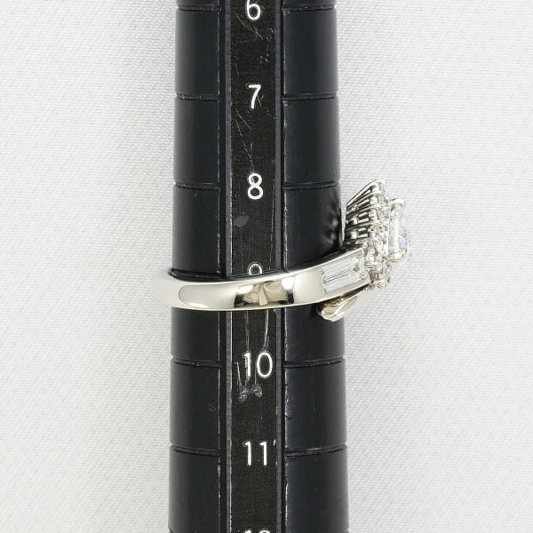 PLATINUM 900 RING DIAMOND - 9