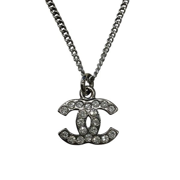 CHANEL SILVER 08V COCO MARK RHINESTONE NECKLACE: CHANEL Silver 08V Coco Mark Rhinestone Necklace Brand: Chanel Type: Other Brand Item Material: plating Color: Silver Size: Top H: about 1cm x W: about 1.5cm x Total Length: about 46cm Accessories