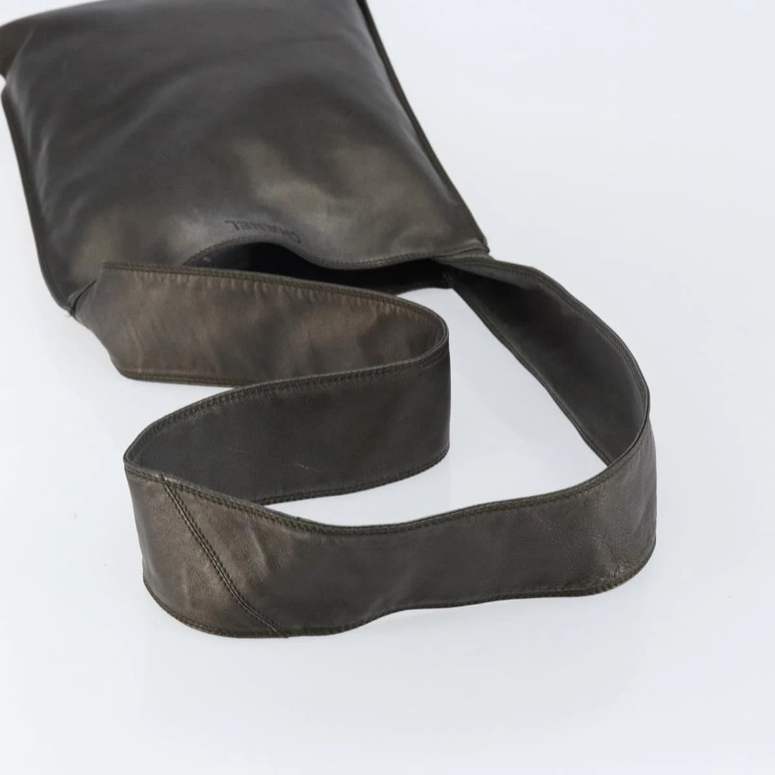 CHANEL SHOULDER BAG - 7