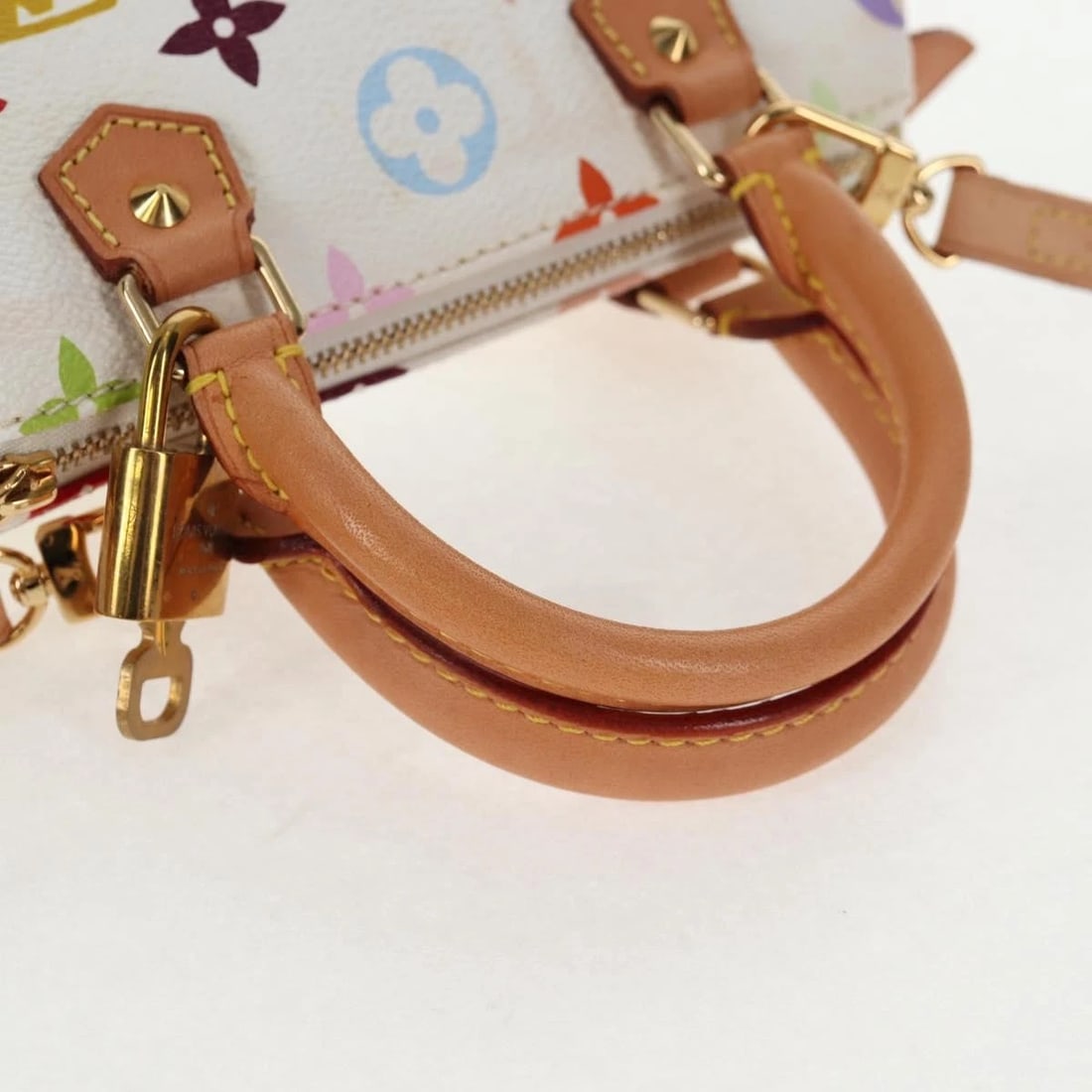 LOUIS VUITTON MONOGRAM HAND BAG - 6