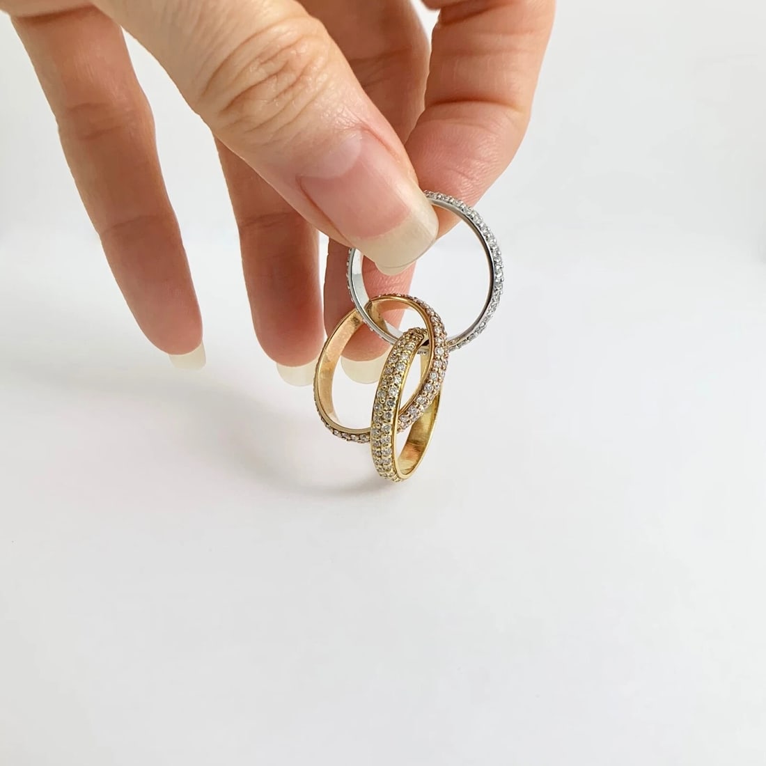 TRI-COLOR DIAMOND INTERLOCKING ROLLING RING 14K - 2