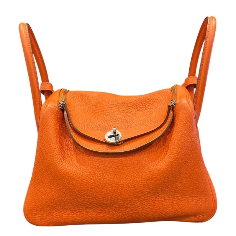 HERMES LINDY 30 SHOULDER BAG: HERMES Lindy 30 Shoulder Bag Brand: HERMES Type: Shoulder Bag Material: Taurillon Clemence Color: SilverHardware Size: W11.8 x H7.9x D5.9inch Shoulder:26.4inch Accessories: None Accessorie