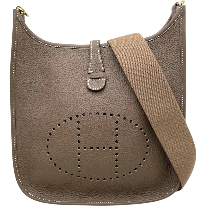 HERMES EVELYN 3 SHOULDER BAG: HERMES Evelyn 3 Shoulder Bag Brand: HERMES Type: Shoulder Bag Material: Taurillon Clemence Color: Etup GD Hardware Size: W11.4 x H12.2x D2.4inch Shoulder:35.4inch Accessories: None