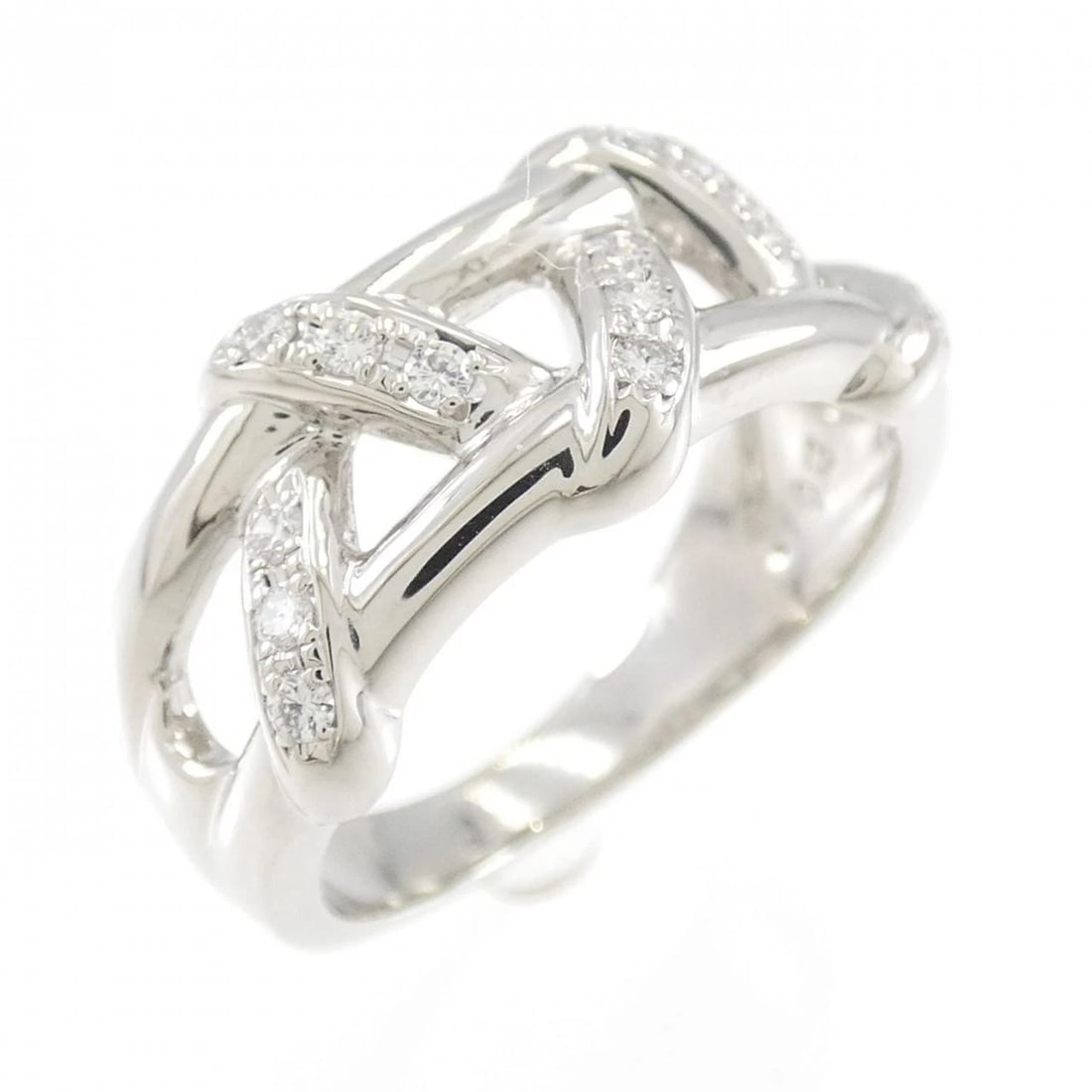 TASAKI DIAMOND RING: TASAKI Diamond Ring Brand: TASAKI Type: Ring Material: Platinum 900 Main Stone Natural Color: Platinum Size: 6 (US size) Accessories: None Accessories Notice: When purchasing pre-owned goods,