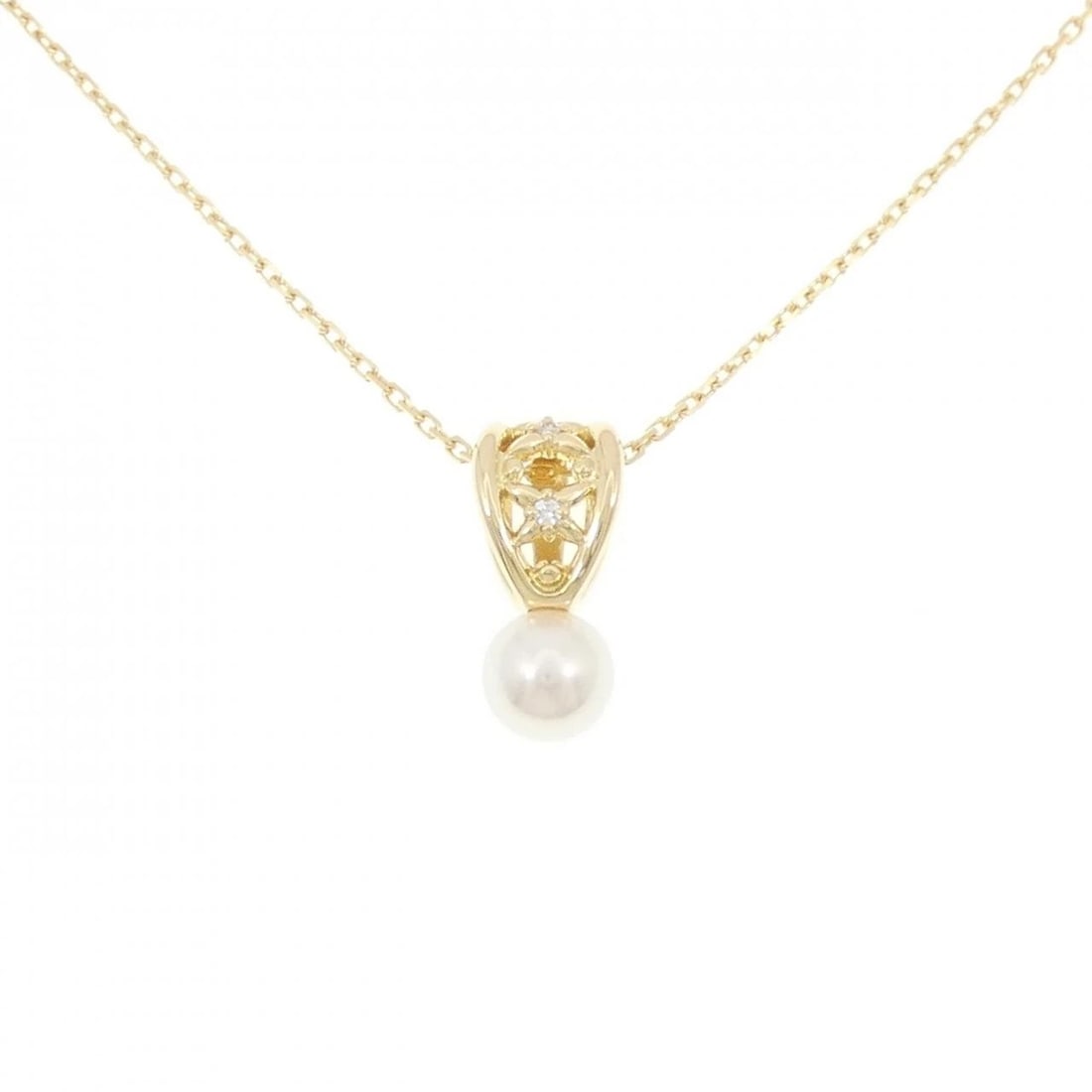 MIKIMOTO AKOYA PEARL NECKLACE: MIKIMOTO Akoya Pearl Necklace Brand: MIKIMOTO Type: Necklace Material: K18 Yellow Gold Main Stone Akoya Pearl Color: Yellow Gold Size: 50cmActualSize Pendant top H x W: 17.9mmx8.0mm Chain Max.