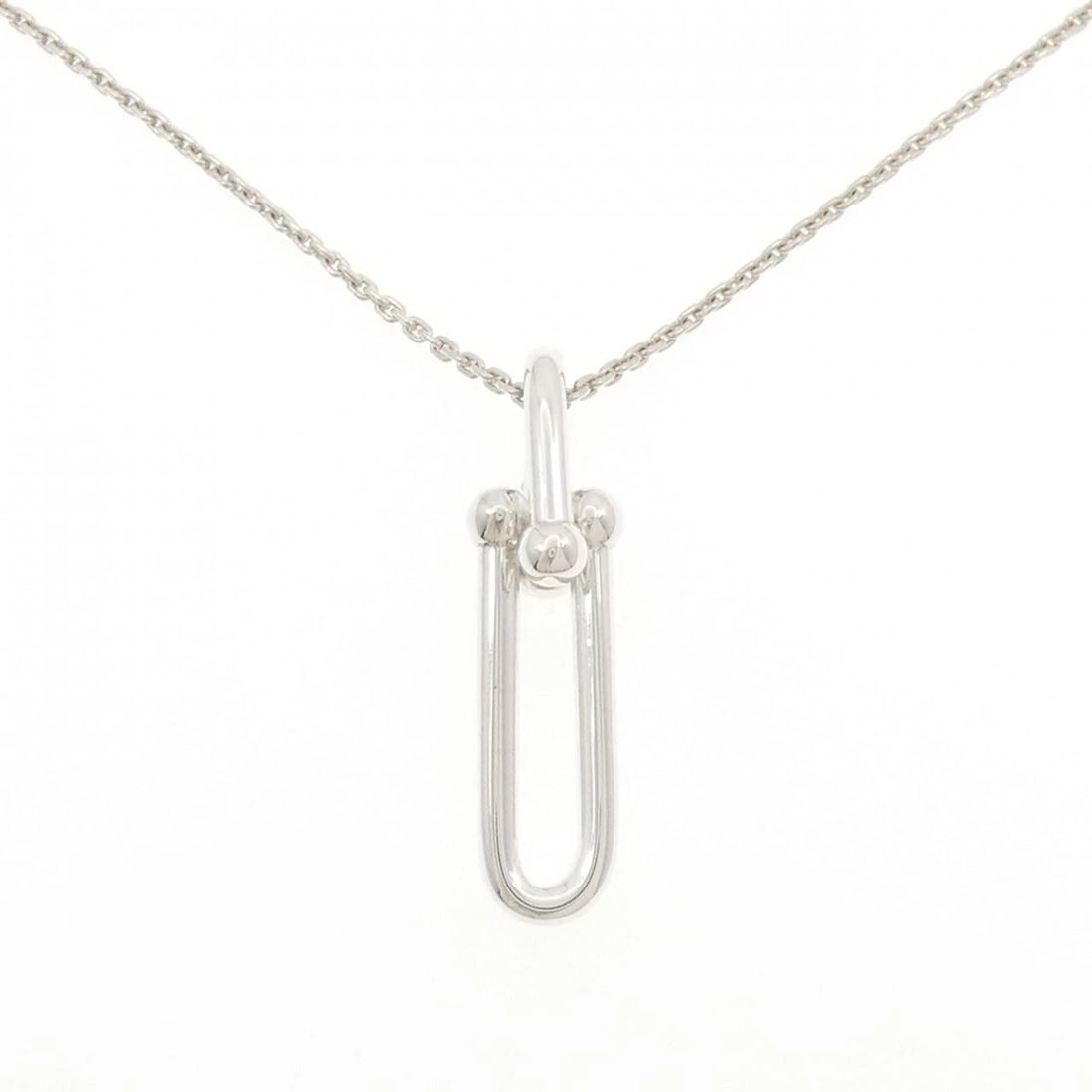 TIFFANY LINK NECKLACE: Tiffany Link Necklace Brand: Tiffany Type: Necklace Material: 925 Silver Color: Silver Size: 46cm Accessories: None Accessories Notice: When purchasing pre-owned goods, please refer to the