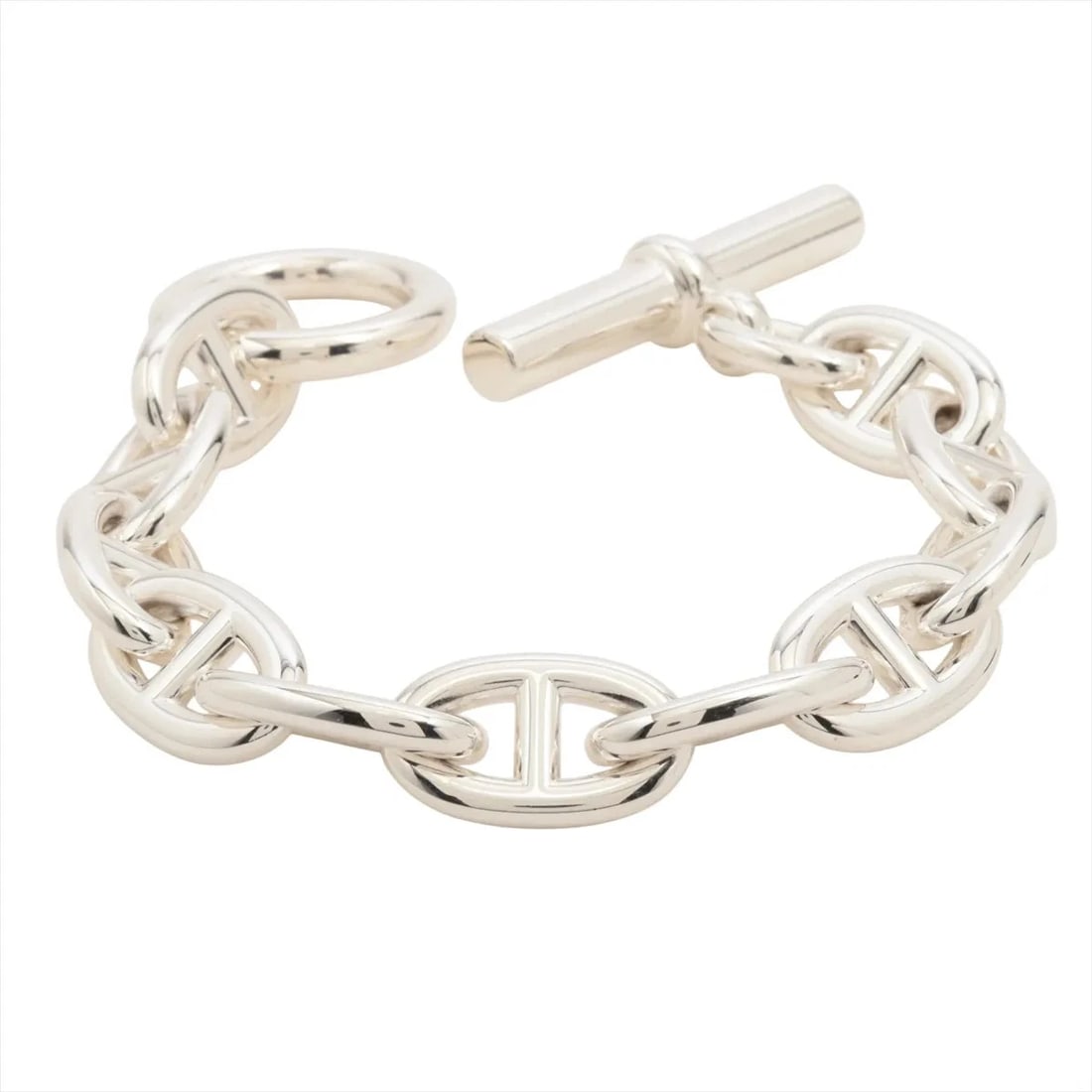 HERMES CHAINE D'ANCRE TGM BRACELET: Hermes Chaine d'Ancre TGM Bracelet Brand: Hermes Type/Style: Bracelet Material: 925, Color: Silver Size: Bracelet length:15.5 Accessories: None Accessories Notice: When purchasing pre-owned