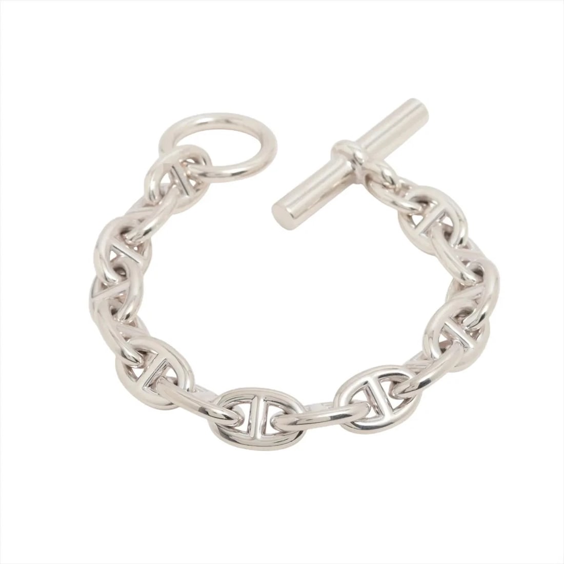 HERMES CHAINE D'ANCRE PM BRACELET: Hermes Chaine d'Ancre PM Bracelet Brand: Hermes Type/Style: Bracelet Material: 925, Color: Silver Size: Bracelet length:12.5 Accessories: None Accessories Notice: When purchasing pre-owned
