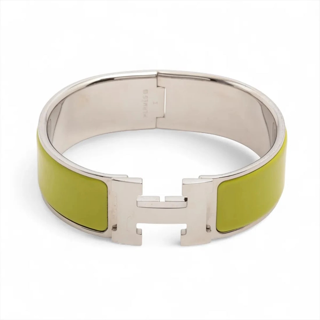 HERMES CLICK CRACK H BANGLE METAL SILVER: Hermes Click crack H Bangle metal Silver Brand: Hermes Type/Style: Bracelet Material: metal, Color: Silver x green Size: Bracelet length:17 Accessories: None Accessories Notice: When