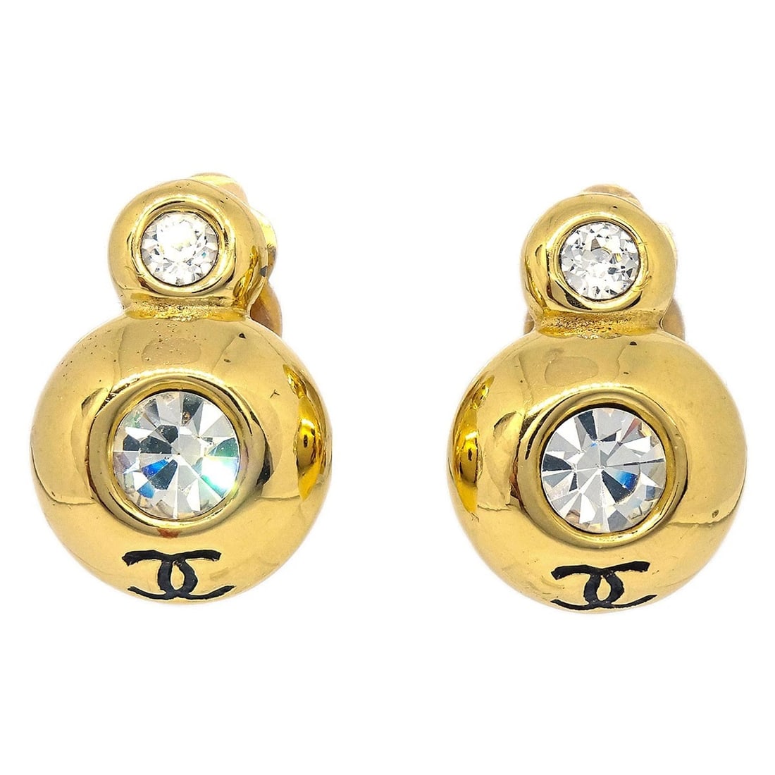 CHANEL GOLD CLIP-ON EARRINGS: Chanel Gold Clip-On Earrings Brand: CHANEL Type/Style: Earrings Material: Gold plated, Color: Gold Size: W 1.5 x H 2.5 cm Accessories: None Accessories Notice: When purchasing pre-owned