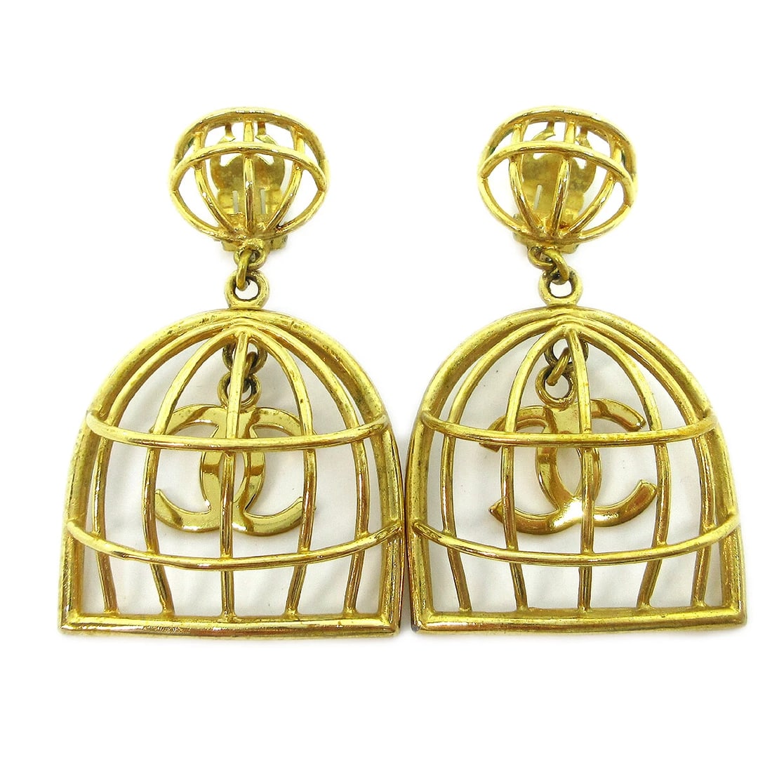 CHANEL BIRDCAGE DANGLE EARRINGS CLIP-ON GOLD: Chanel Birdcage Dangle Earrings Clip-On Gold Brand: Chanel Type/Style: Earrings Material: Gold-tone, Color: Gold Size: W 4.0 x H 6.8 cm Accessories: None Accessories Notice: When purchasing
