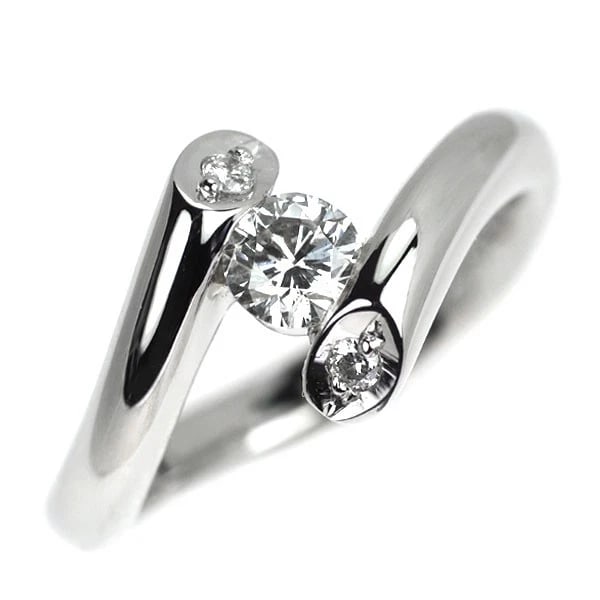 PT900 DIAMOND RING: Pt900 diamond ring Brand: None Type/Style: Ring Material: Metal Purity 900, Metal Platinum, Main Stone/Creation Natural Color: Platinum Size: 5.5 - 5.75 US Accessories: None Accessories
