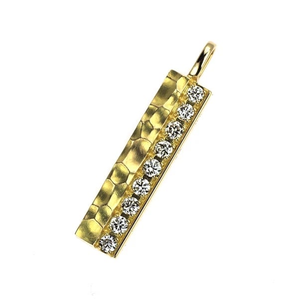 K18YG DIAMOND PENDANT: K18YG Diamond Pendant Brand: None Type/Style: pendant top Material: Metal Purity K18, Metal Gold, Main Stone/Creation Natural Color: None Size: Length/Width/Diameter24.6 Accessories: None