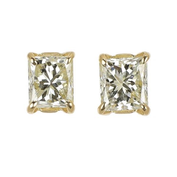 BRAND NEW K18YG PRINCESS CUT DIAMOND EARRINGS: Brand New K18YG Princess Cut Diamond Earrings Brand: None Type/Style: piercing Material: Metal Purity K18, Metal Gold, Main Stone/Creation Natural Color: none Size: Length/Width/Diameter4.5 