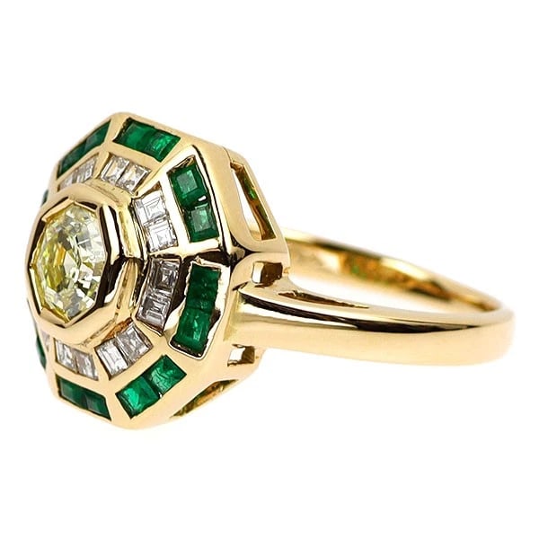 K18YG OCTAGONAL CUT DIAMOND EMERALD RING - 2