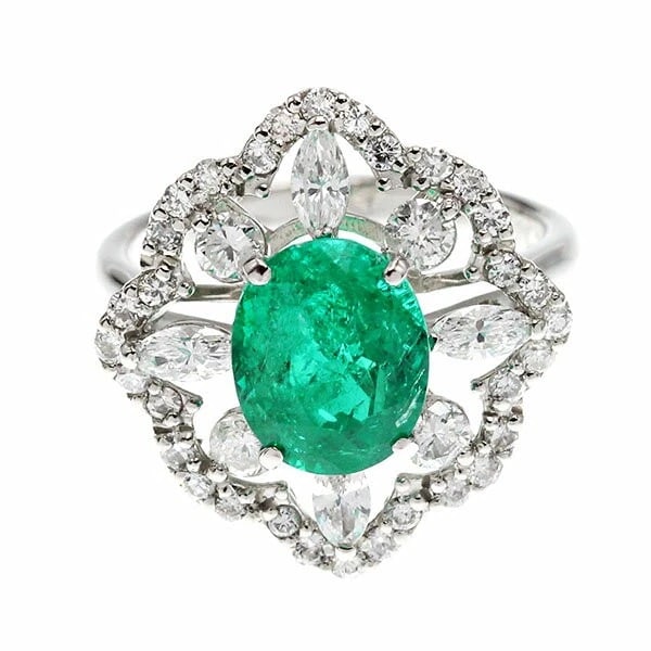 PLATINUM EMERALD & DIAMOND RING - 3