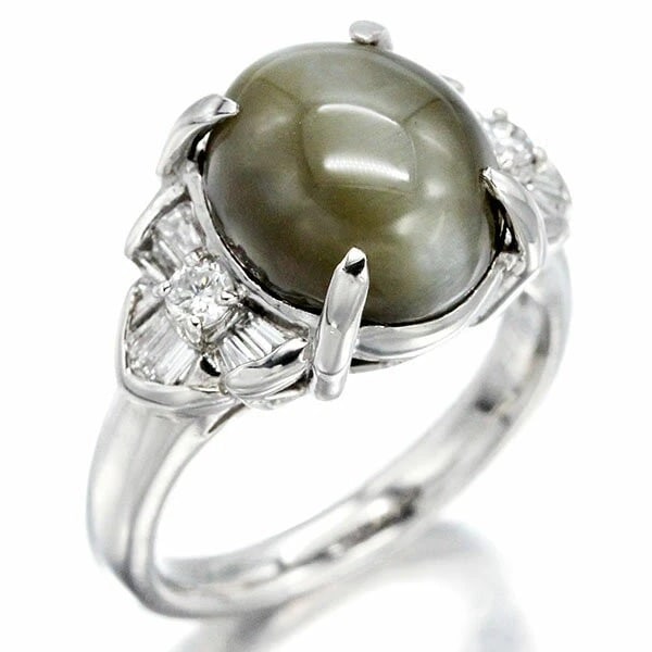 PLATINUM CAT'S EYE CHRYSOBERYL DIAMOND RING: Platinum Cat's Eye Chrysoberyl Diamond Ring Brand: Unbranded Type/Style: Ring Material: Platinum, Main Stone/Creation Chrysoberyl Cat's-eye Color: Silver Size: 7 US Accessories: None