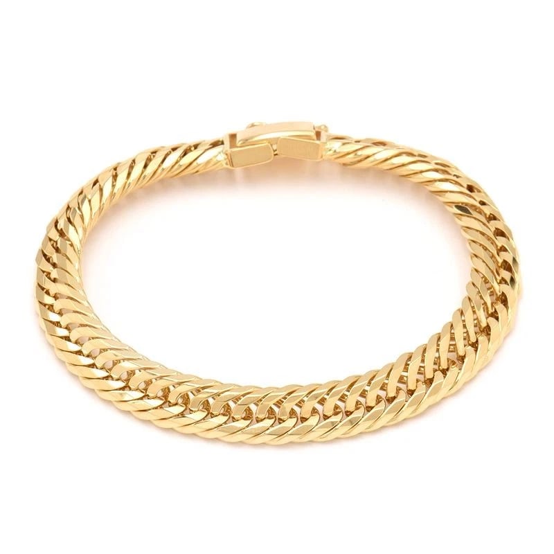 KIHEI 12-SIDED TRIPLE CHAIN BRACELET: Kihei 12-Sided Triple Chain Bracelet Brand: Unbranded Type/Style: Bracelet Material: 18KYG, Color: Gold Size: Inner circumference 17.2cm / total length 18.6cm width (clasp width) 8.0mm