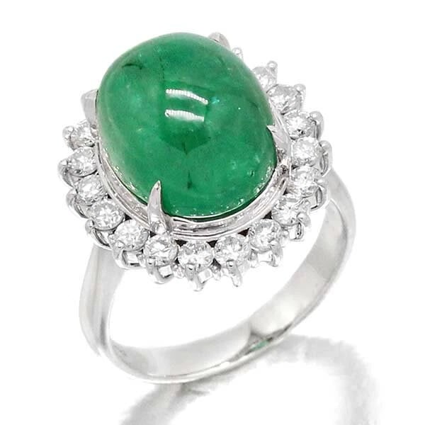 PLATINUM EMERALD DIAMOND RING (1 of 2)