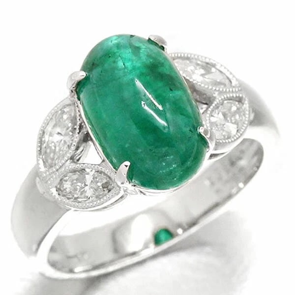 PLATINUM EMERALD DIAMOND RING (1 of 4)
