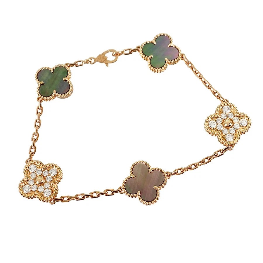 VAN CLEEF & ARPELS VINTAGE ALHAMBRA ROSE GOLD SHELL DIAMOND BRACELET: Van Cleef & Arpels Vintage Alhambra Rose gold Shell Diamond Bracelet Brand: Van Cleef & Arpels Type/Style: Bracelet Material: 18K Pink Gold, Main Stone/Creation Shell Color: Rose Gold Size: